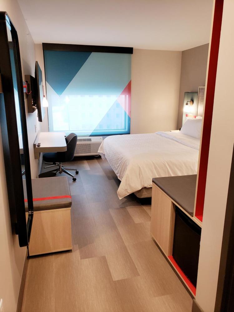 Standard King Room interior